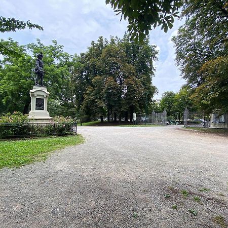 Tadino Ai Giardini Indro Montanelli By Halldis Milan Bagian luar foto